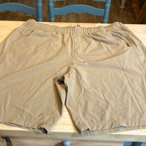 Megellan Men’s Tan Quick Dry Fish Gear Shorts
